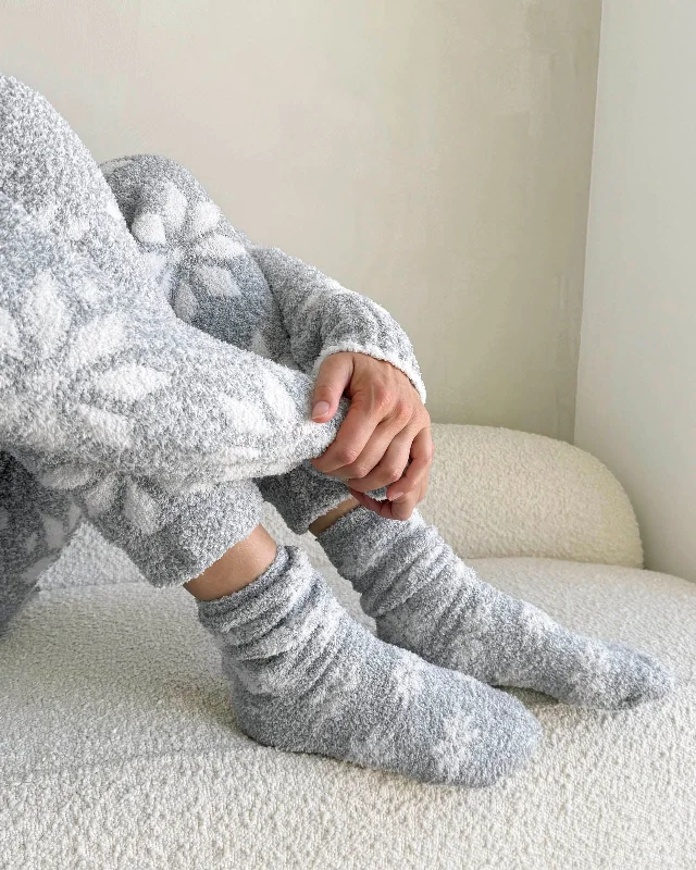 socks with extra stretch-Grey Snowflake Bia Fuzzy Socks