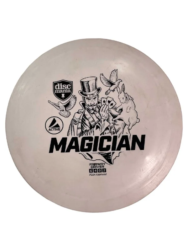 Camping hiking sunburn tips-Discmania Active Magician