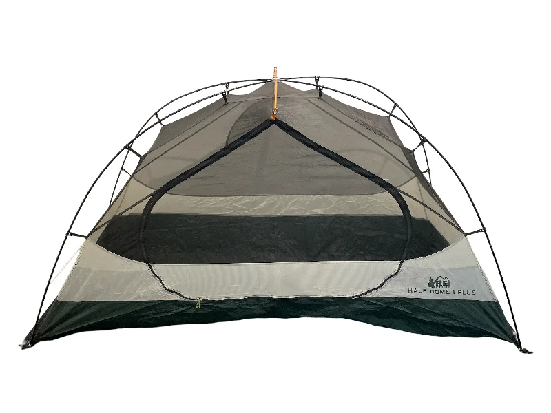 Camping hiking rainy day tips-Half Dome 1 Plus Tent